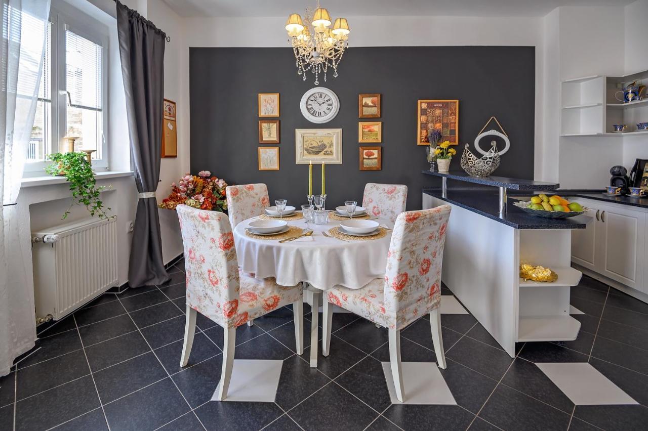 Apartment Alexis Bratislava Luaran gambar