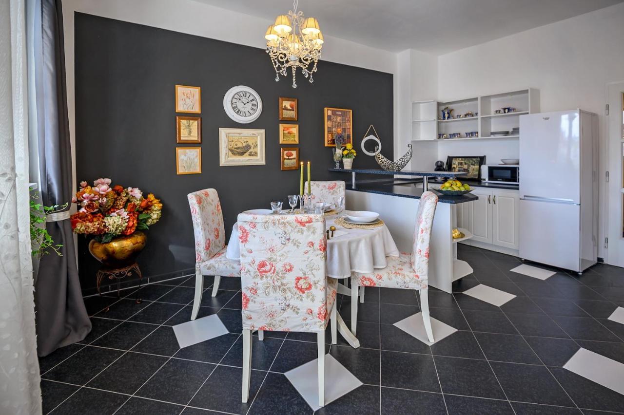 Apartment Alexis Bratislava Luaran gambar