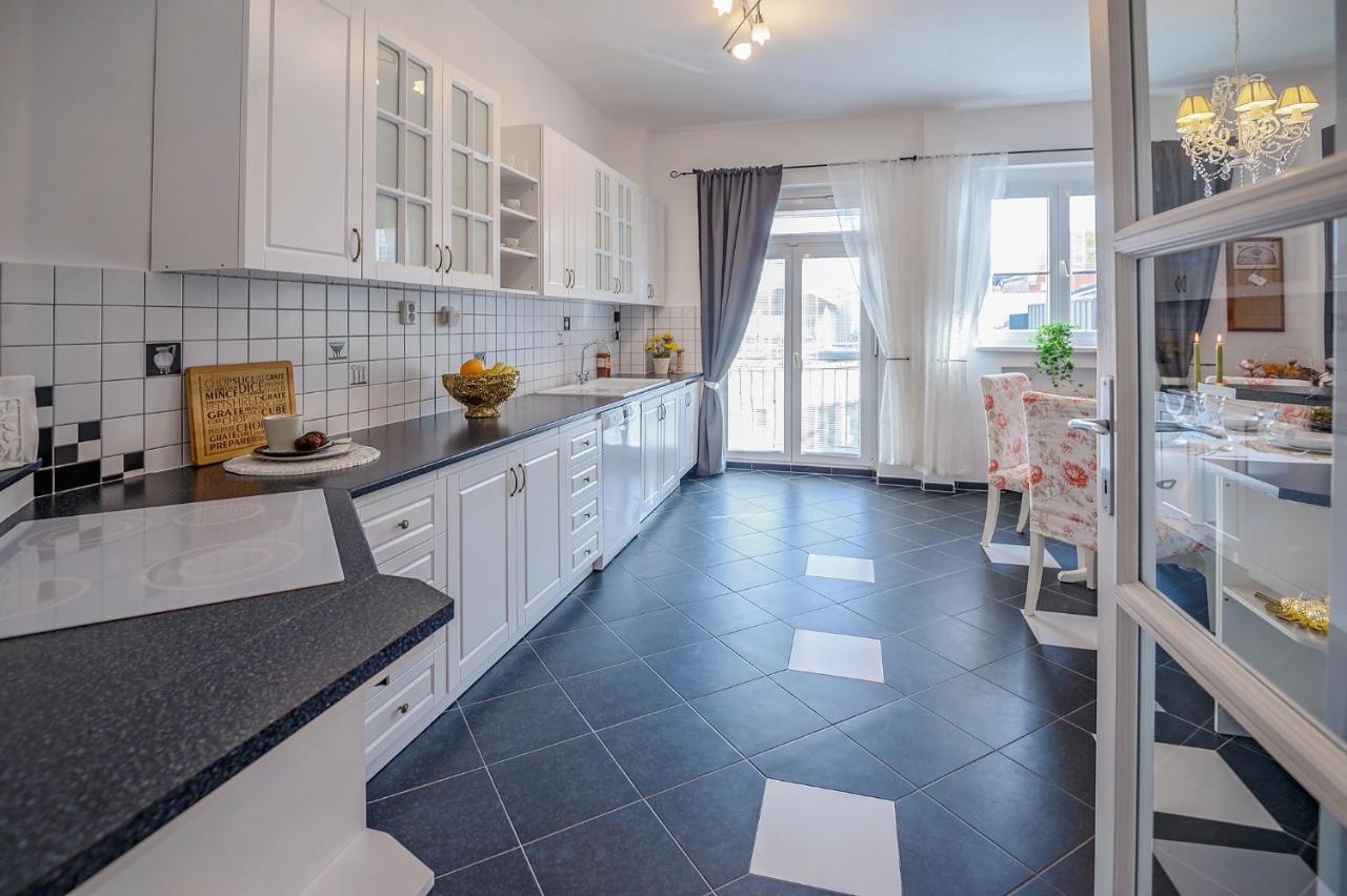 Apartment Alexis Bratislava Luaran gambar